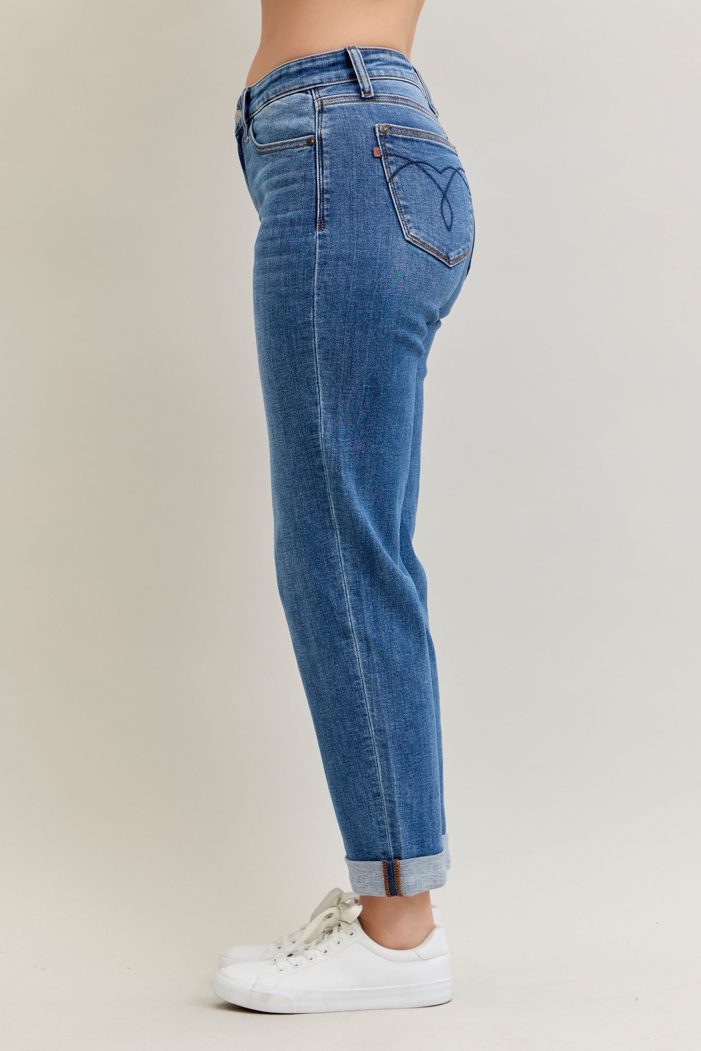 Judy Blue Mid Rise Boyfriend Classic Cuffed Jean