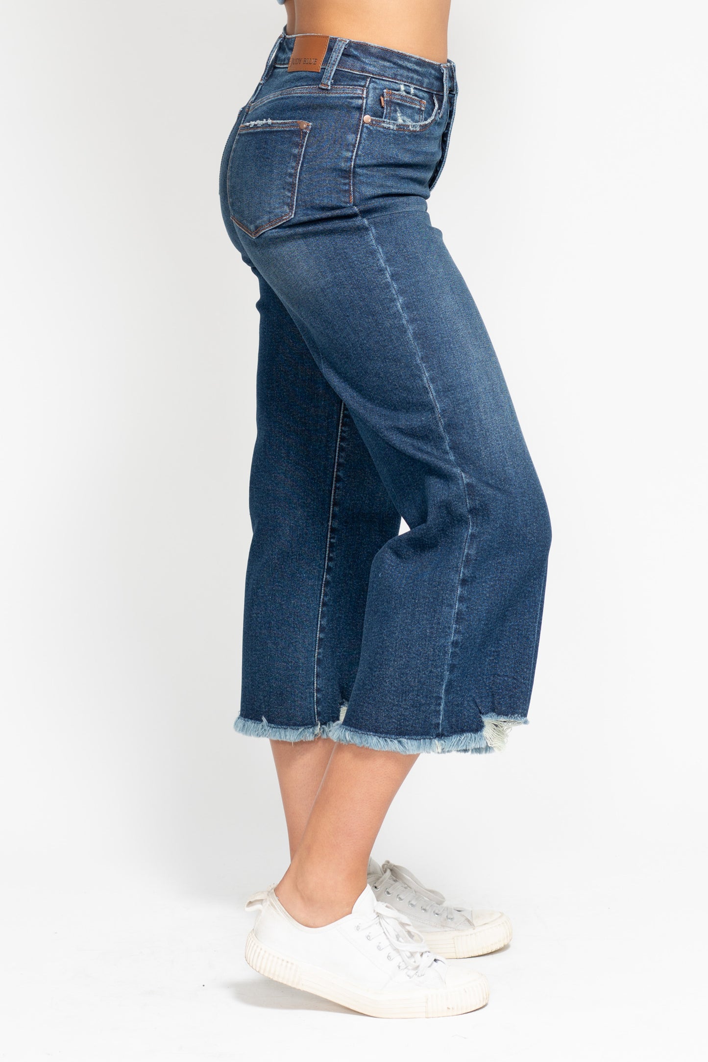 Judy Blue Button Fly Destroy Hem Crop Wide