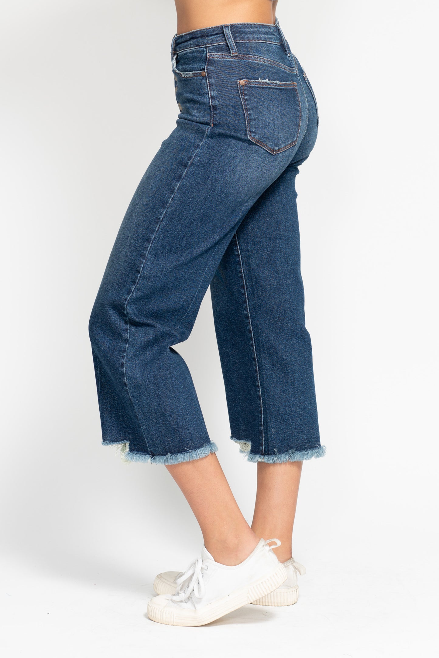Judy Blue Button Fly Destroy Hem Crop Wide