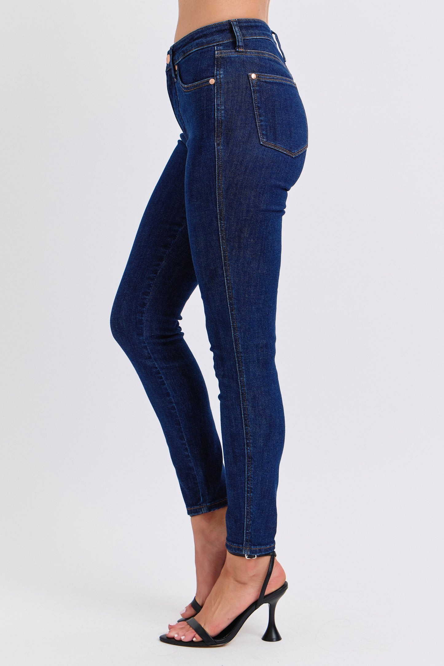 Judy Blue Mid Rise Skinny Fit Jeans
