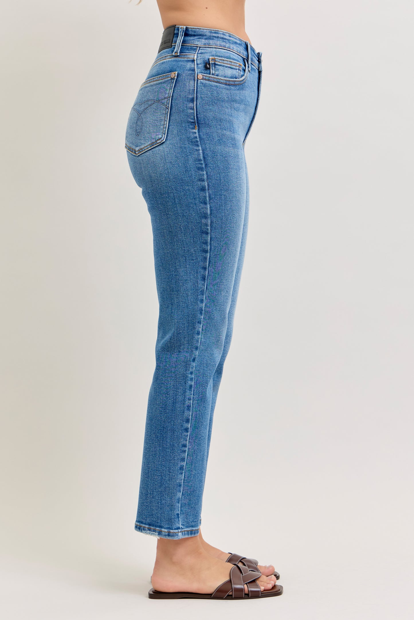 Judy Blue Ankle Straight Jean