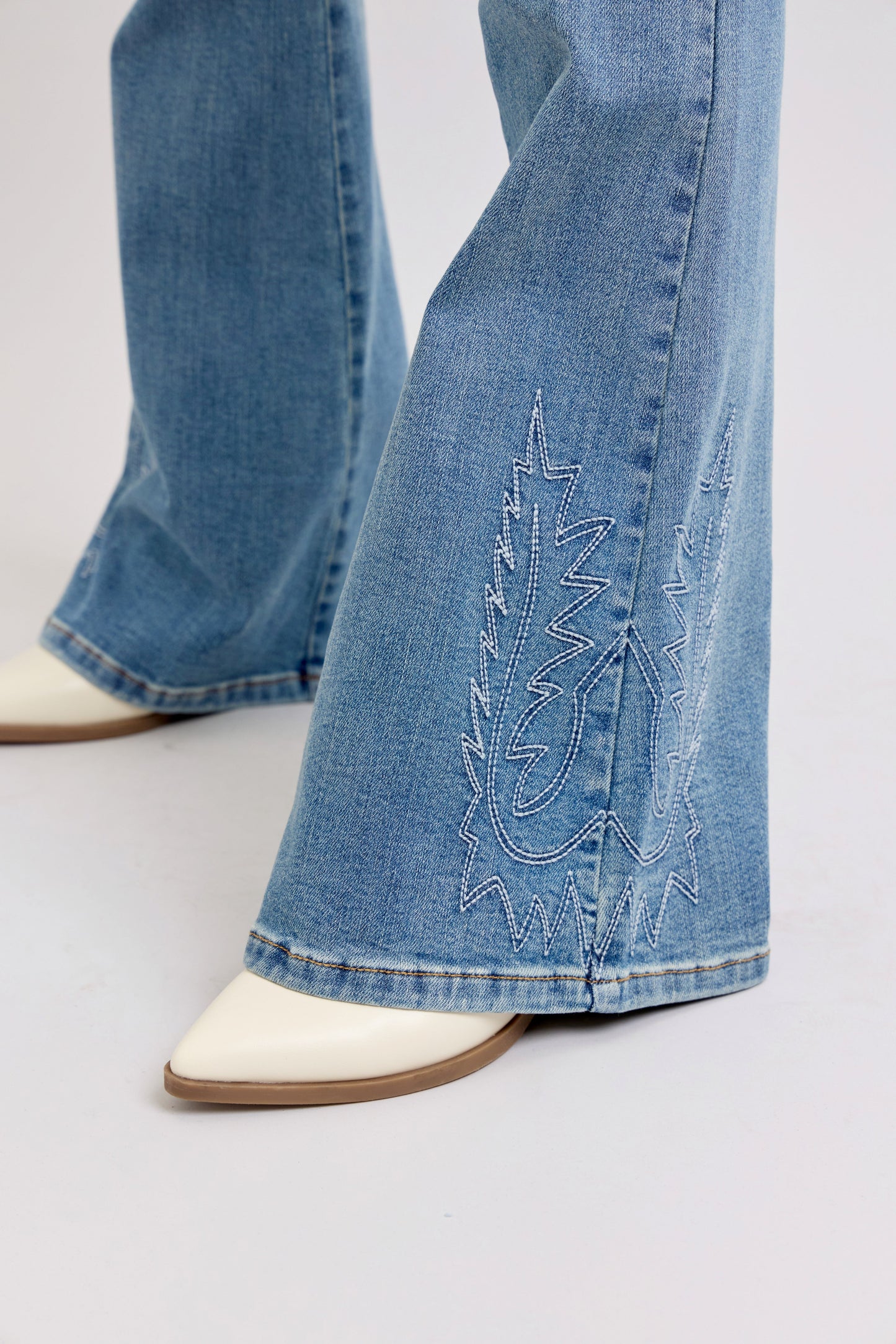 Judy Blue Western Flare