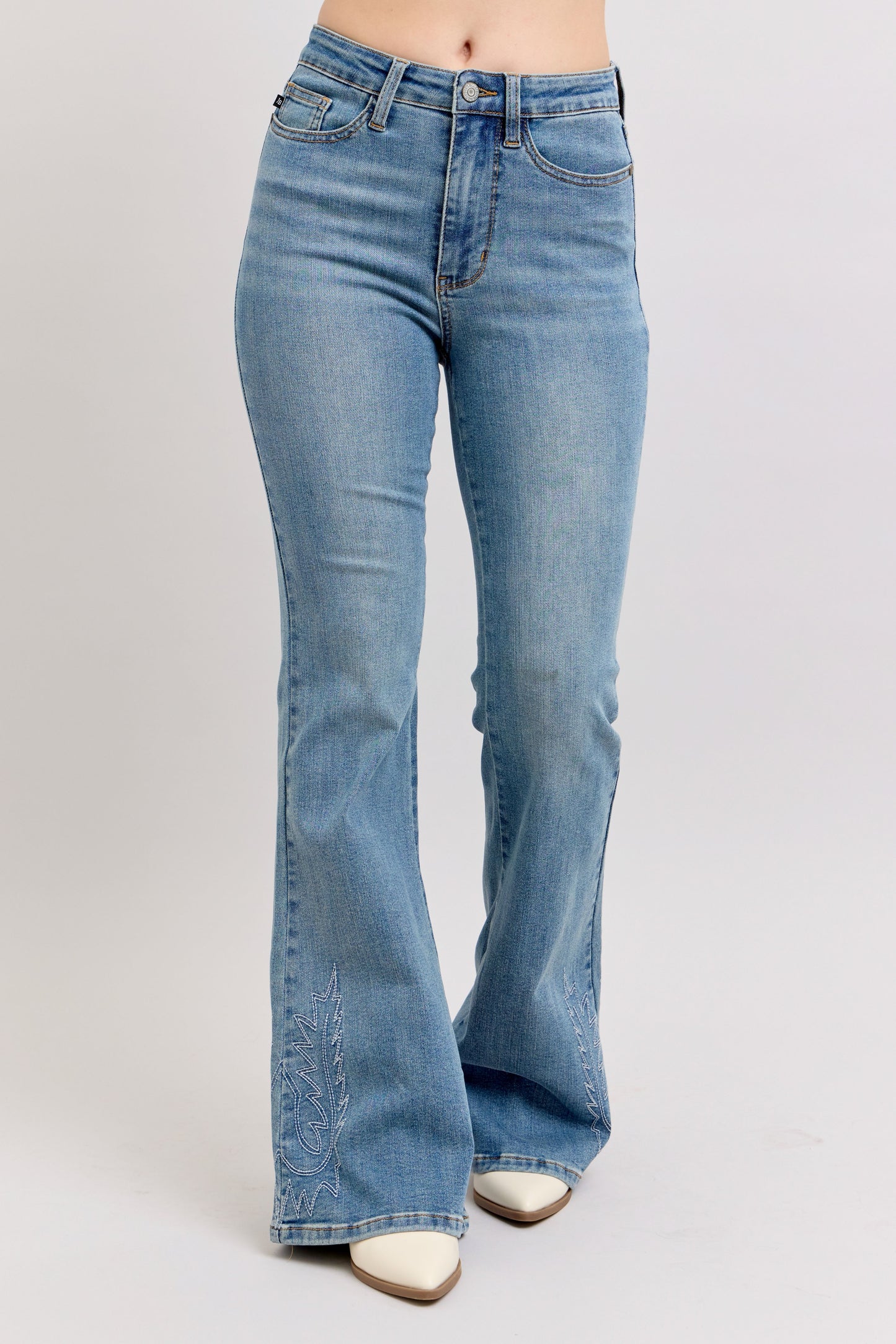 Judy Blue Detailed Flare Fit